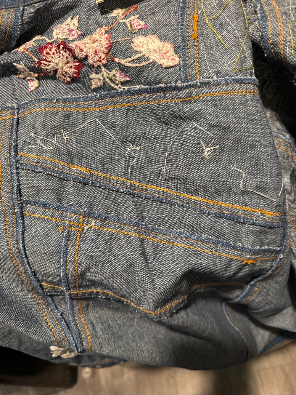 VTG Carrie Allen Patchwork Denim Jacket M Embellished Wearable Art Y2K Boho - Picture 11 of 15